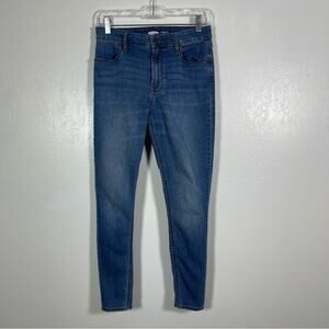 Old Navy, Super Skinny Ankle High Rise Jeans. Size 4. Excellent condition!